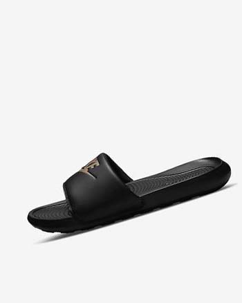 Sandalias de Diapositivas Nike Victori One Hombre Negras Metal Doradas | CO4918