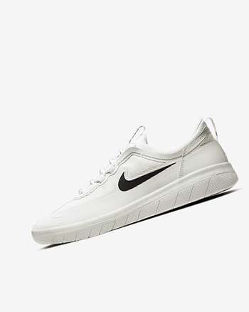 Tenis Para Montar Tabla Nike SB Nyjah Free 2 Hombre Blancas Blancas Blancas Negras | CO4784