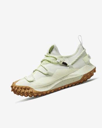 Zapatillas Nike ACG Mountain Fly Low GORE-TEX SE Hombre Verde Claro Marrones Claro | CO3092