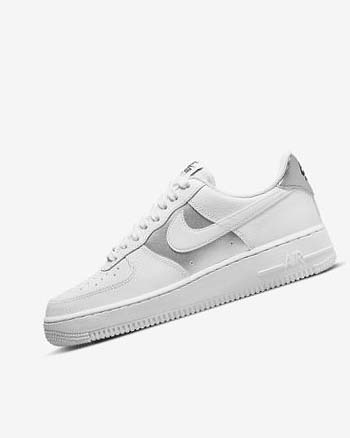 Zapatillas Nike Air Force 1 '07 Mujer Blancas Negras Metal Plateadas Blancas | CO4949