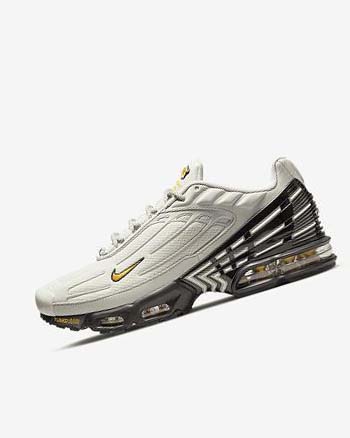 Zapatillas Nike Air Max Plus 3 Hombre Beige Claro Negras Plateadas Doradas | CO2422