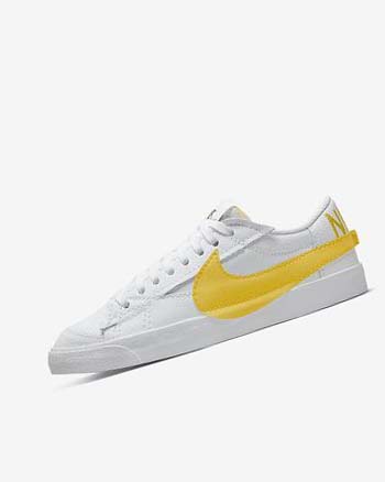 Zapatillas Nike Blazer Low Jumbo Hombre Blancas Negras Naranjas | CO5086