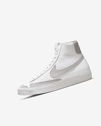 Zapatillas Nike Blazer Mid '77 SE Niña Blancas Beige Claro | CO3141