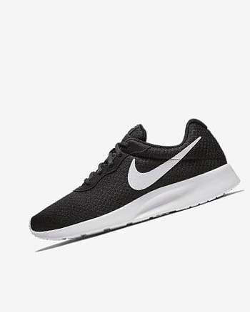 Zapatillas Nike Tanjun Mujer Negras Blancas | CO2602