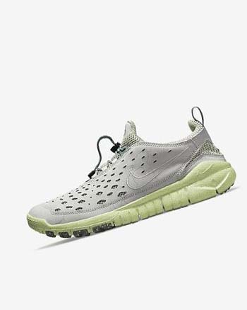 Zapatillas Running Nike Free Run Trail Hombre Gris Beige Claro Gris | CO2621