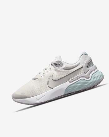 Zapatillas Running Nike Renew Run 3 Premium Mujer Metal Gris | CO2876